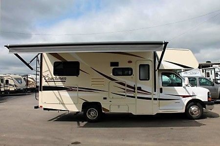Photo 6 - 2017 Coachmen Class C Motorhome rental photo 8