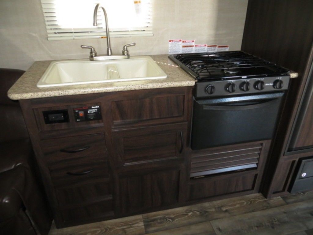 Photo 1 - 2018 Pacific Coachworks Toy Hauler rental photo 3