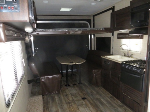 2018 Pacific Coachworks 25FSB Toy Hauler for rent in Corona, CA