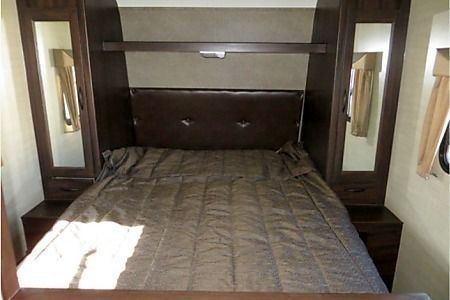 Photo 6 - 2018 Pacific Coachworks Travel Trailer rental photo 8