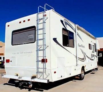 2003 Ford Winds Class C Motorhome for rent in Sandia Park, NM