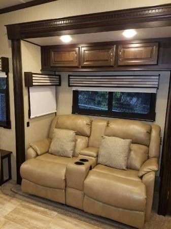 2016 Palomino 366 RL Fifth Wheel for rent in San Antonio, TX
