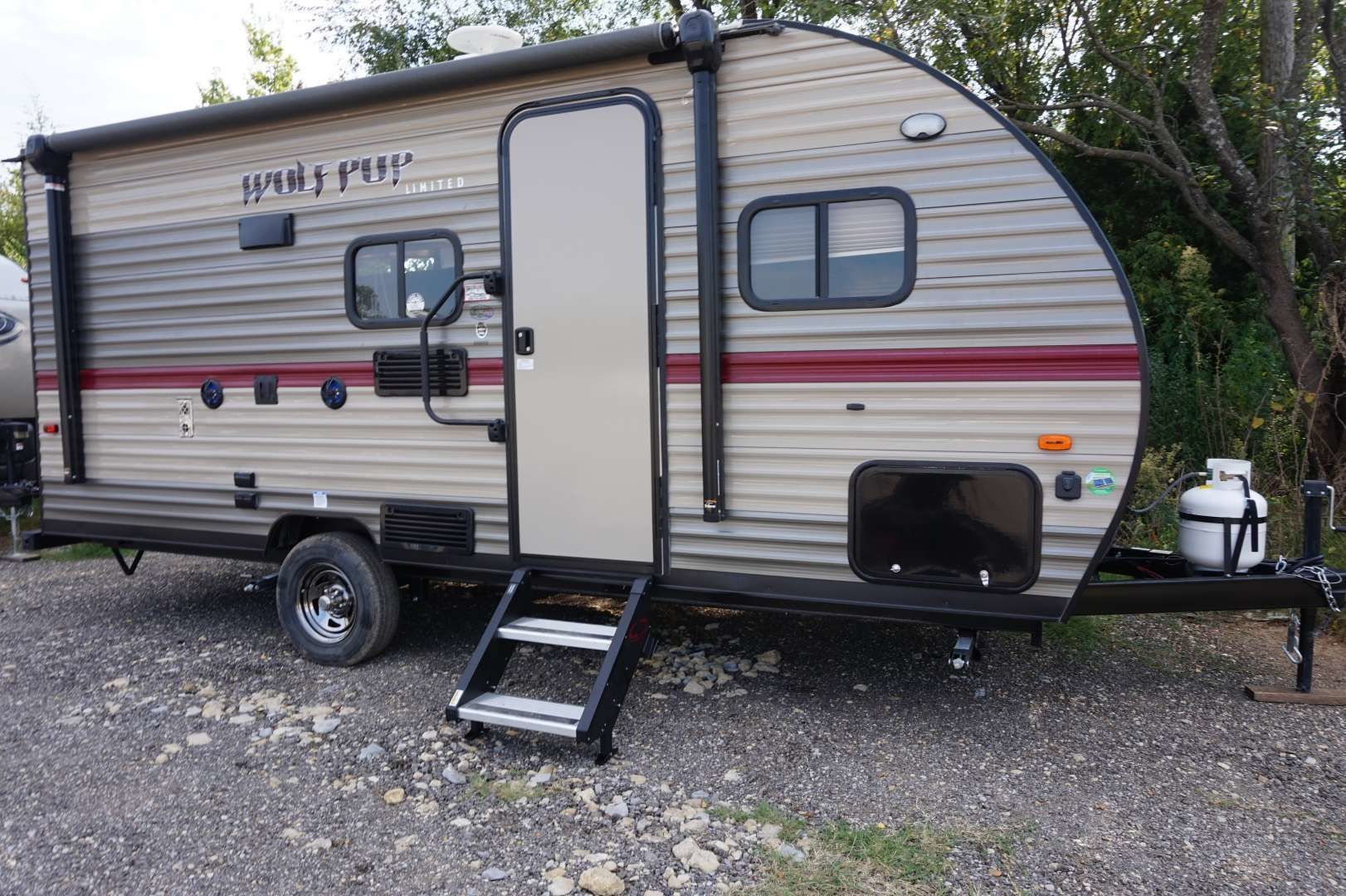Photo 0 - 2018 Cherokee Travel Trailer rental photo 2
