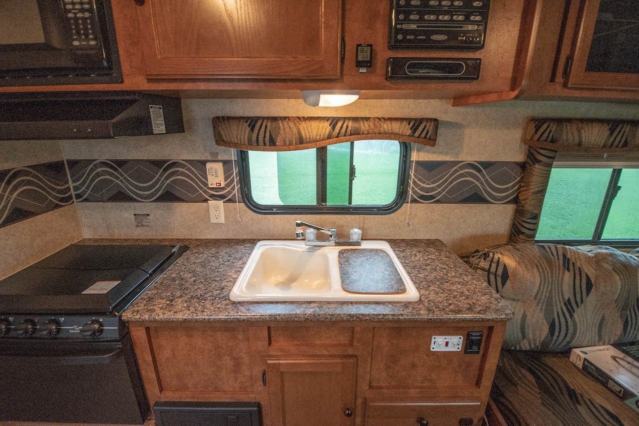 Photo 16 - 2012 Other Make Travel Trailer rental photo 18