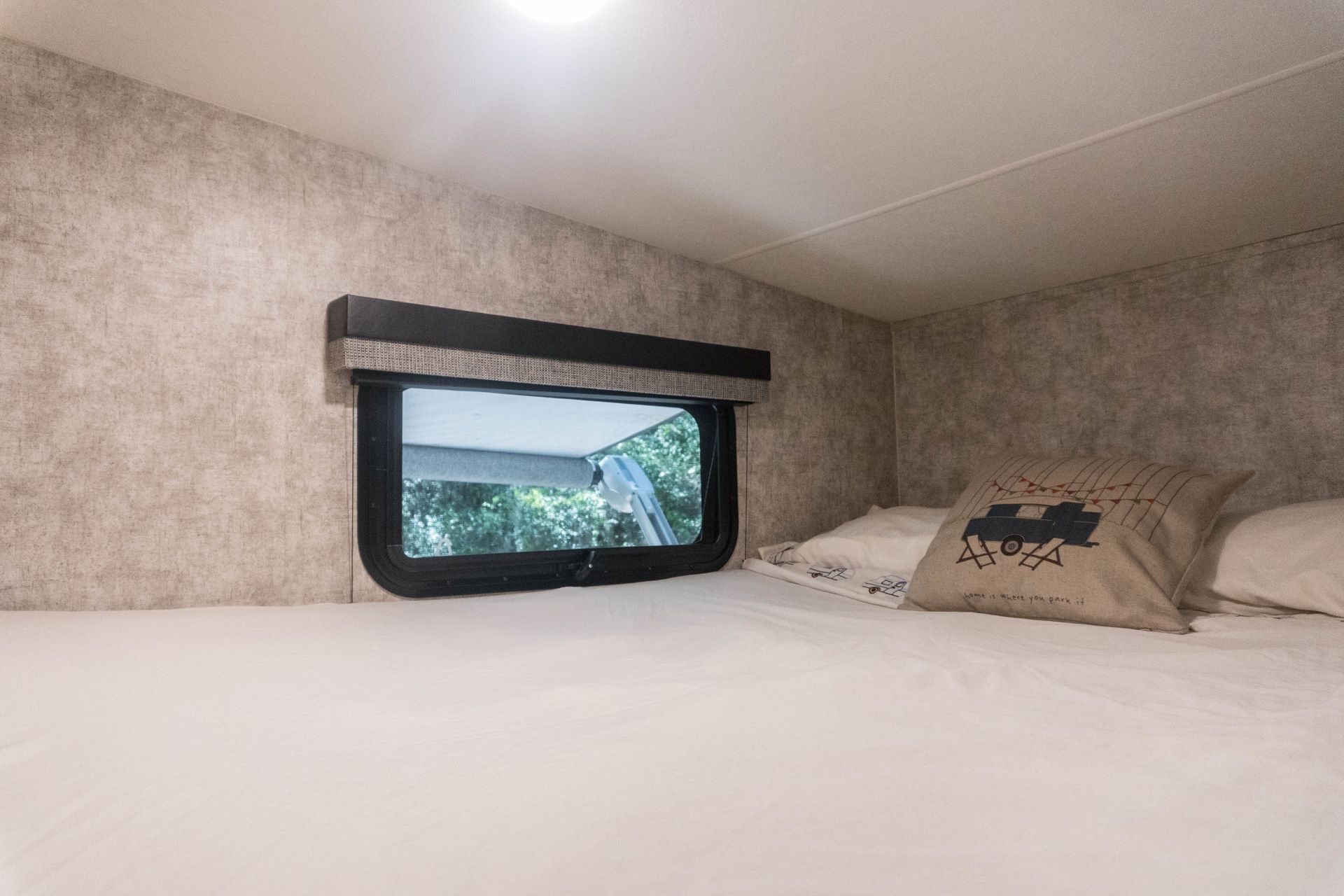 Photo 7 - 2018 Open Range Fifth Wheel rental photo 9
