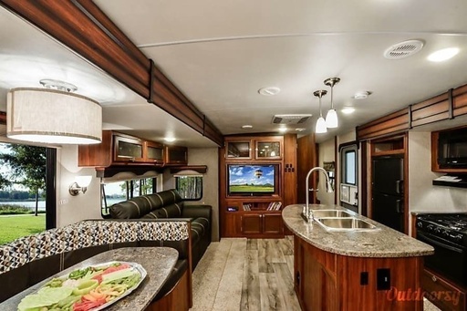 2018 Heartland M33 Travel Trailer for rent in Peoria, AZ
