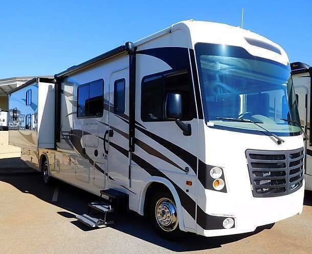 Photo 0 - 2018 Forest River Class A Motorhome rental photo 2