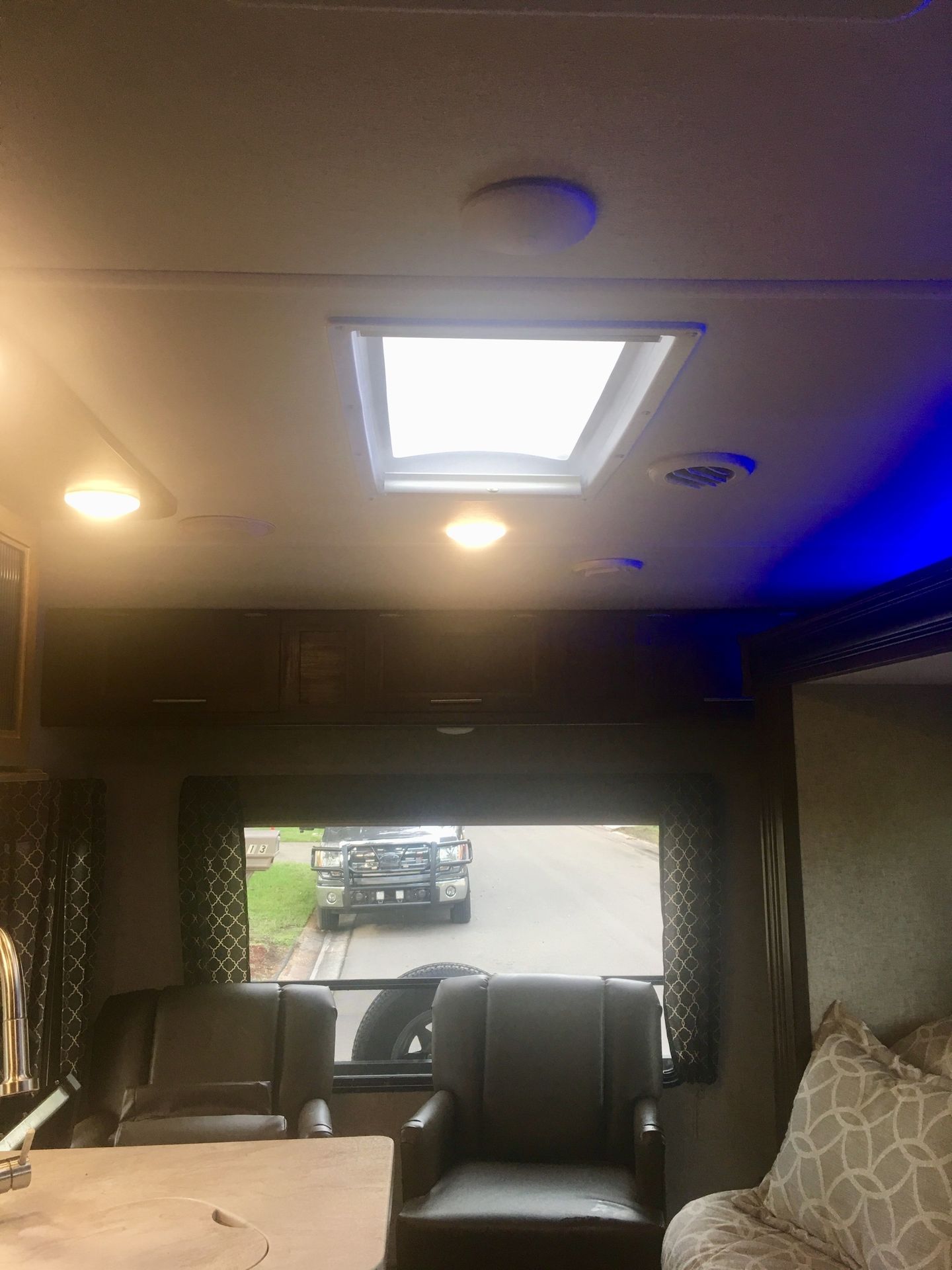 Photo 9 - 2018 Forest River Travel Trailer rental photo 11