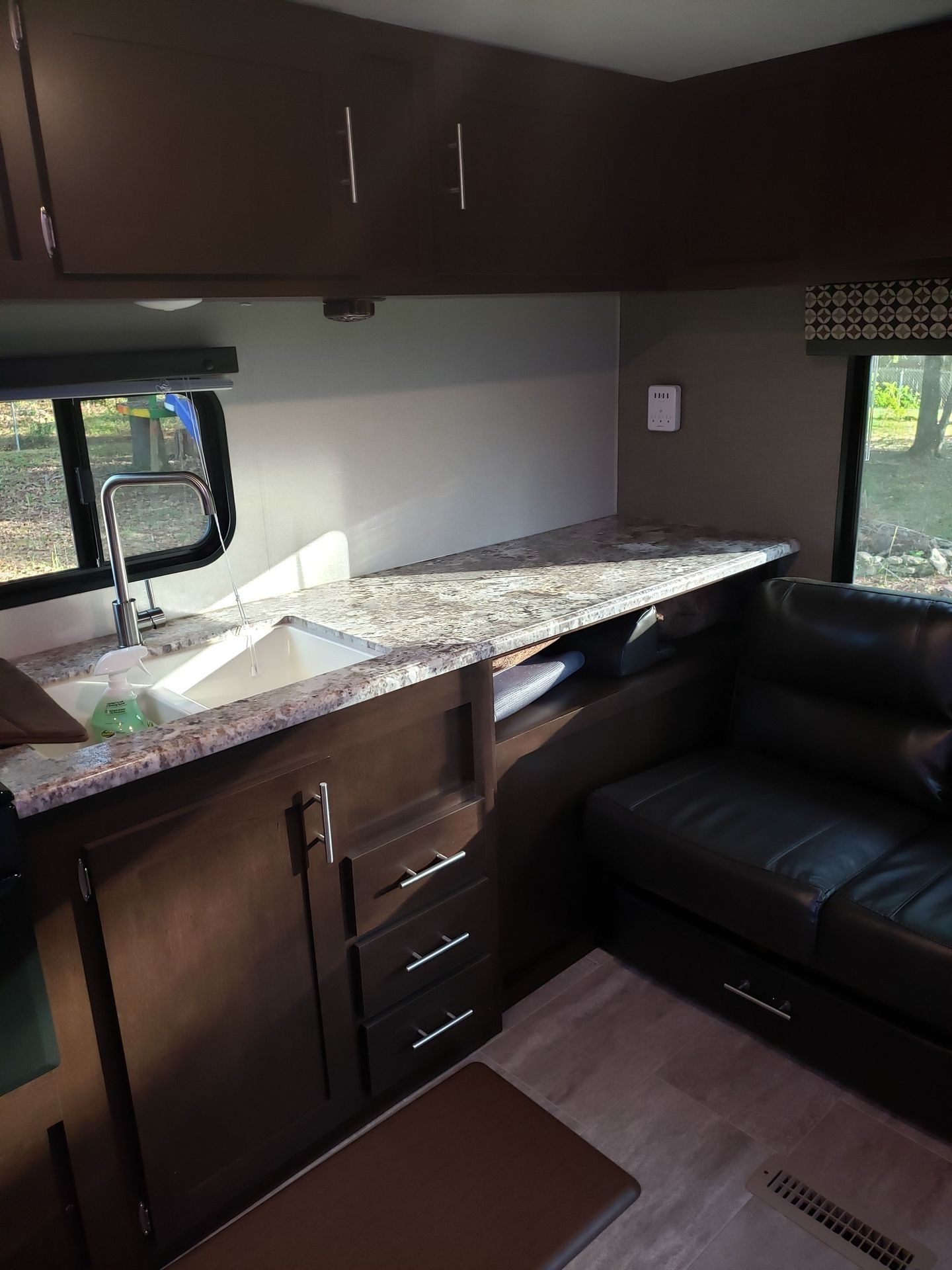 Photo 11 - 2018 K-Z Travel Trailer rental photo 13