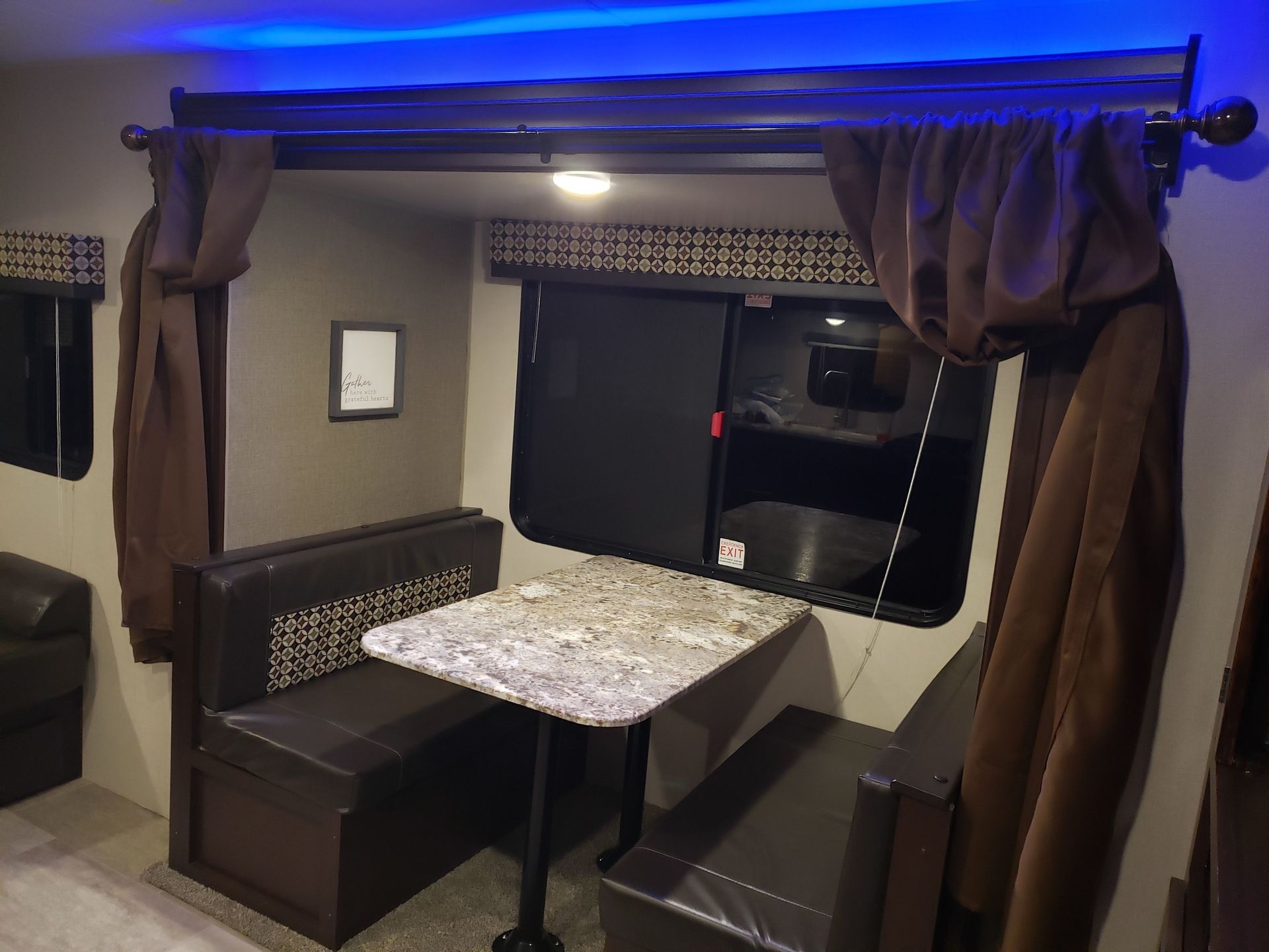 Photo 16 - 2018 K-Z Travel Trailer rental photo 18
