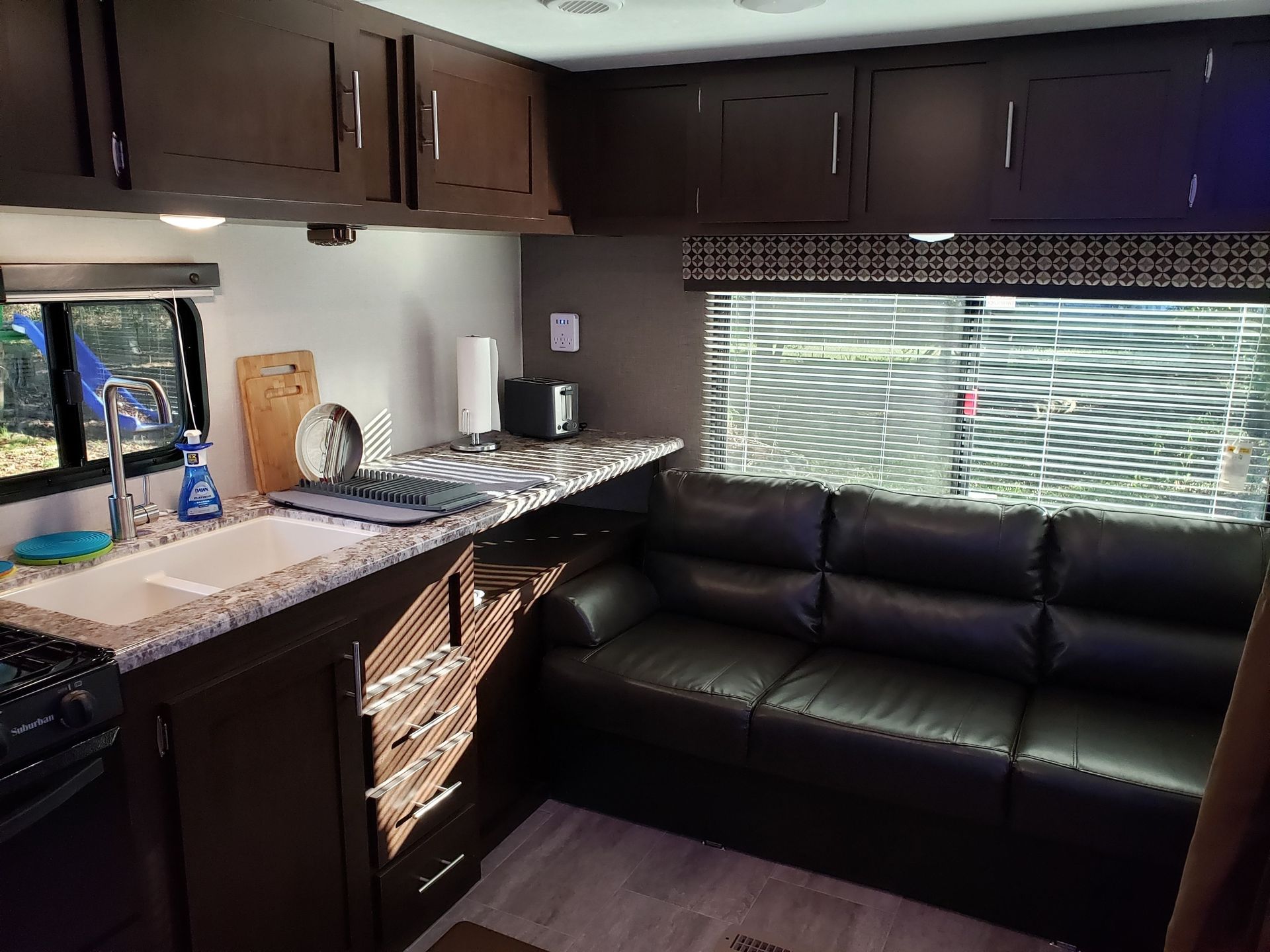 Photo 51 - 2018 K-Z Travel Trailer rental photo 52