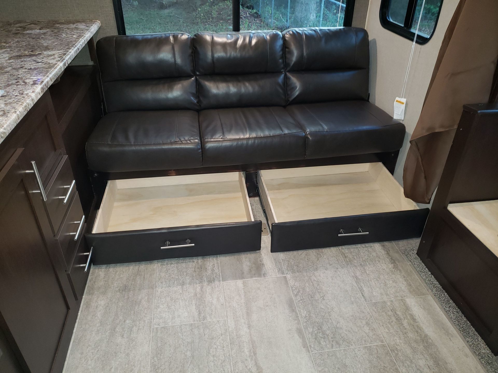 Photo 57 - 2018 K-Z Travel Trailer rental photo 58