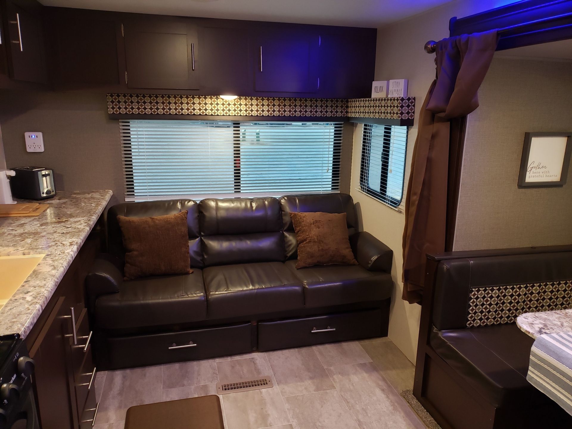 Photo 61 - 2018 K-Z Travel Trailer rental photo 62