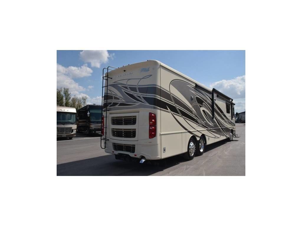 Photo 19 - 2018 Newmar Class A Motorhome rental photo 21