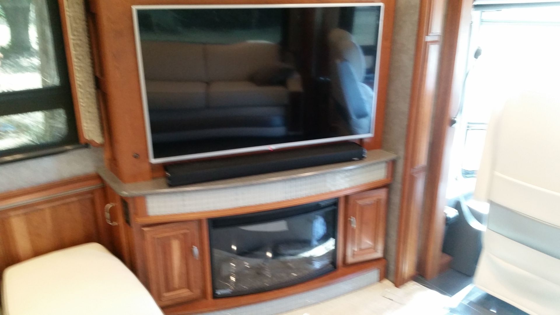 Photo 4 - 2016 Itasca Class A Motorhome rental photo 6