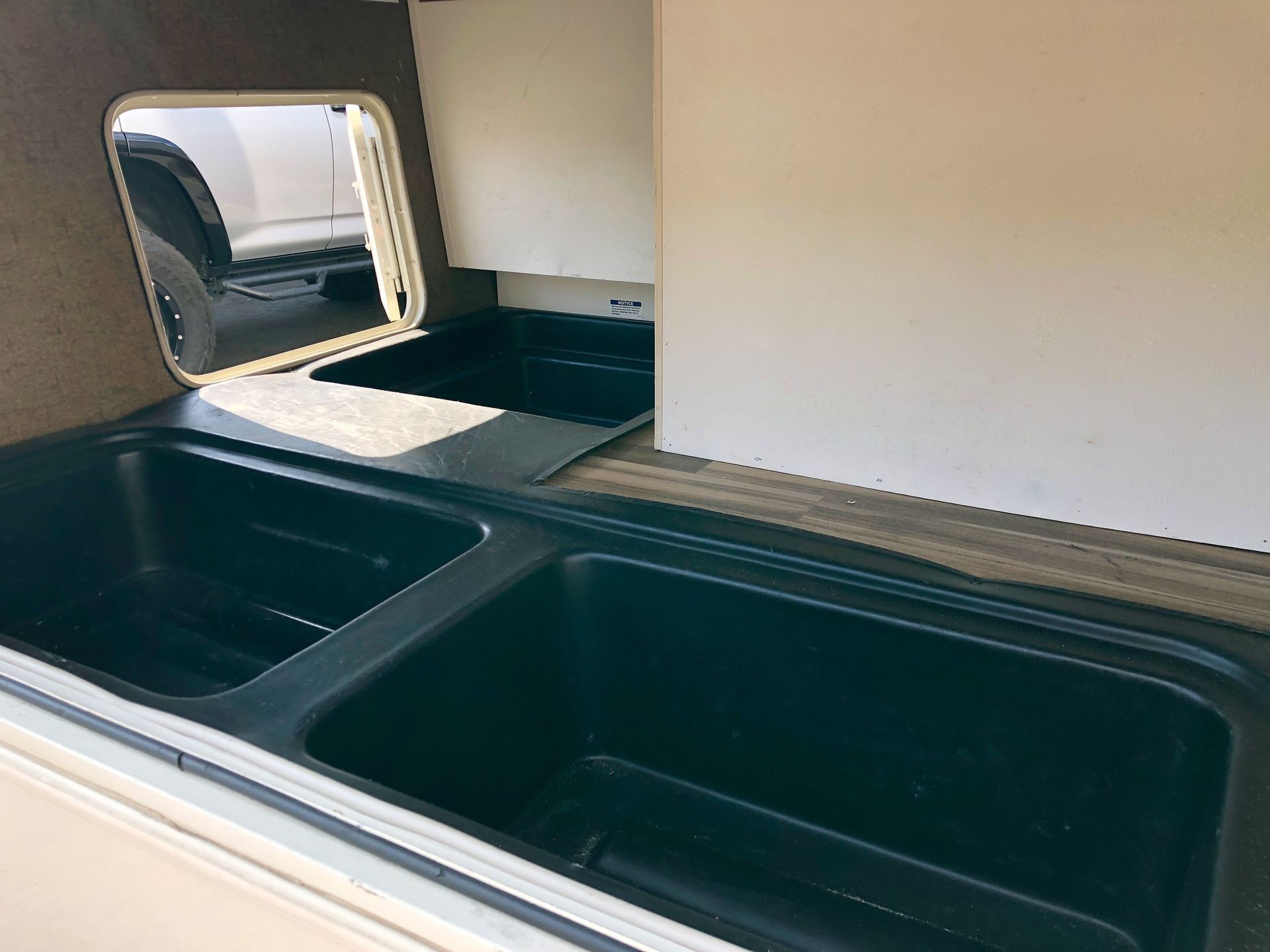 Photo 2 - 2017 Coachmen Class C Motorhome rental photo 4