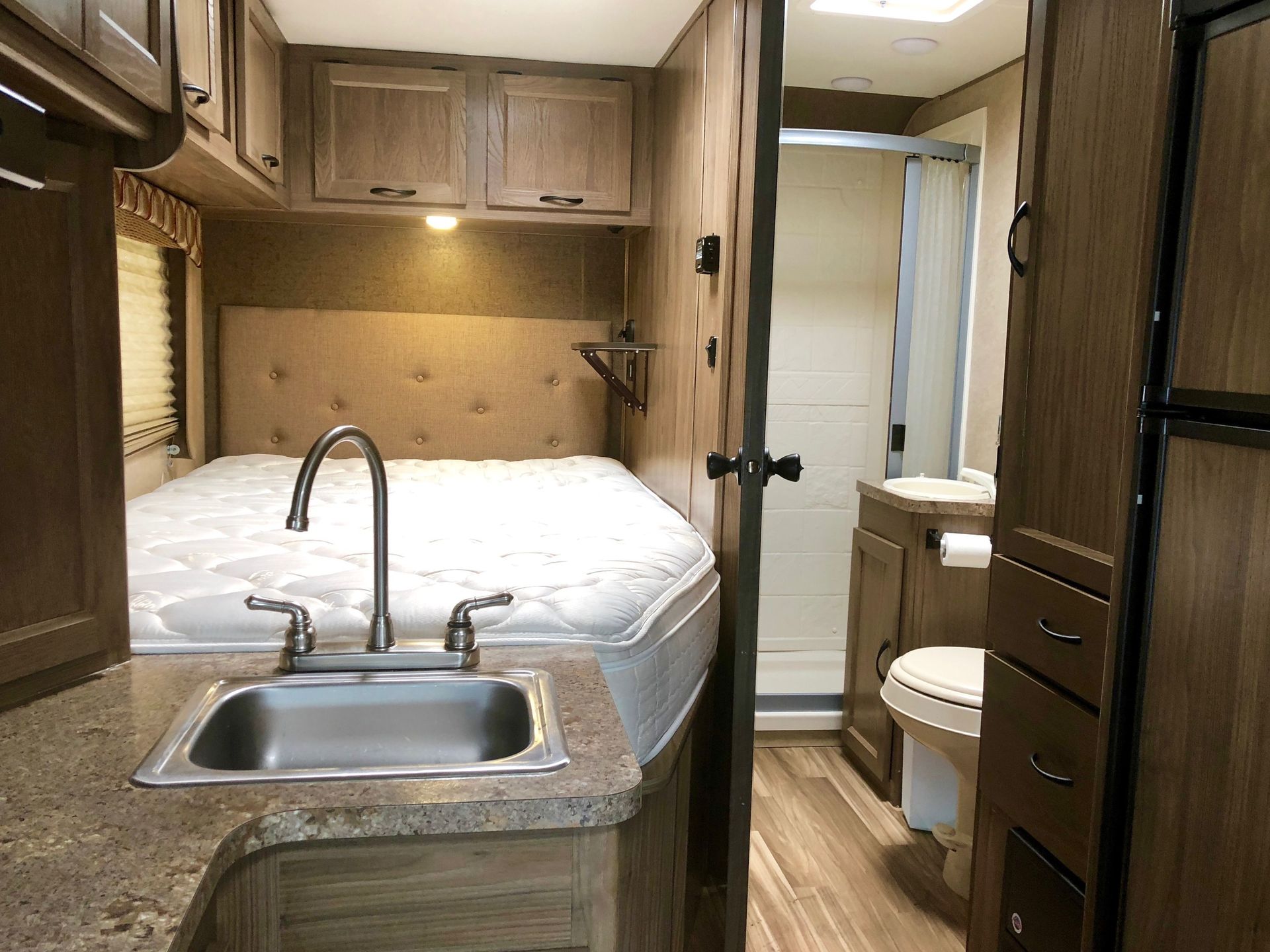 Photo 13 - 2017 Coachmen Class C Motorhome rental photo 15