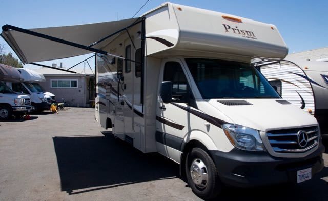 Photo 3 - 2017 Coachmen Class C Motorhome rental photo 5