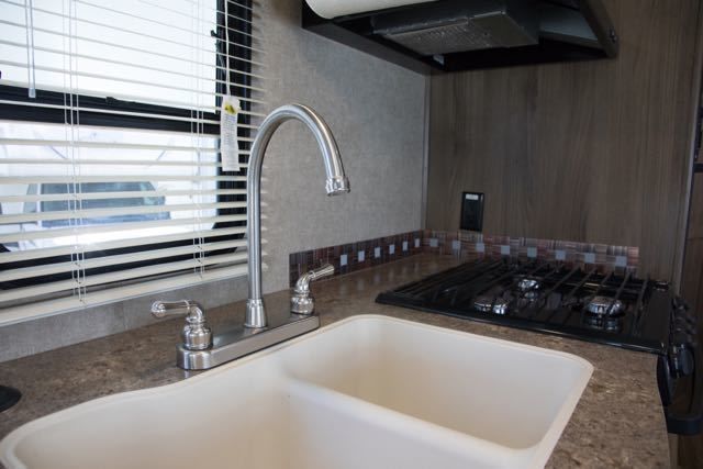 Photo 7 - 2017 Coachmen Class C Motorhome rental photo 9