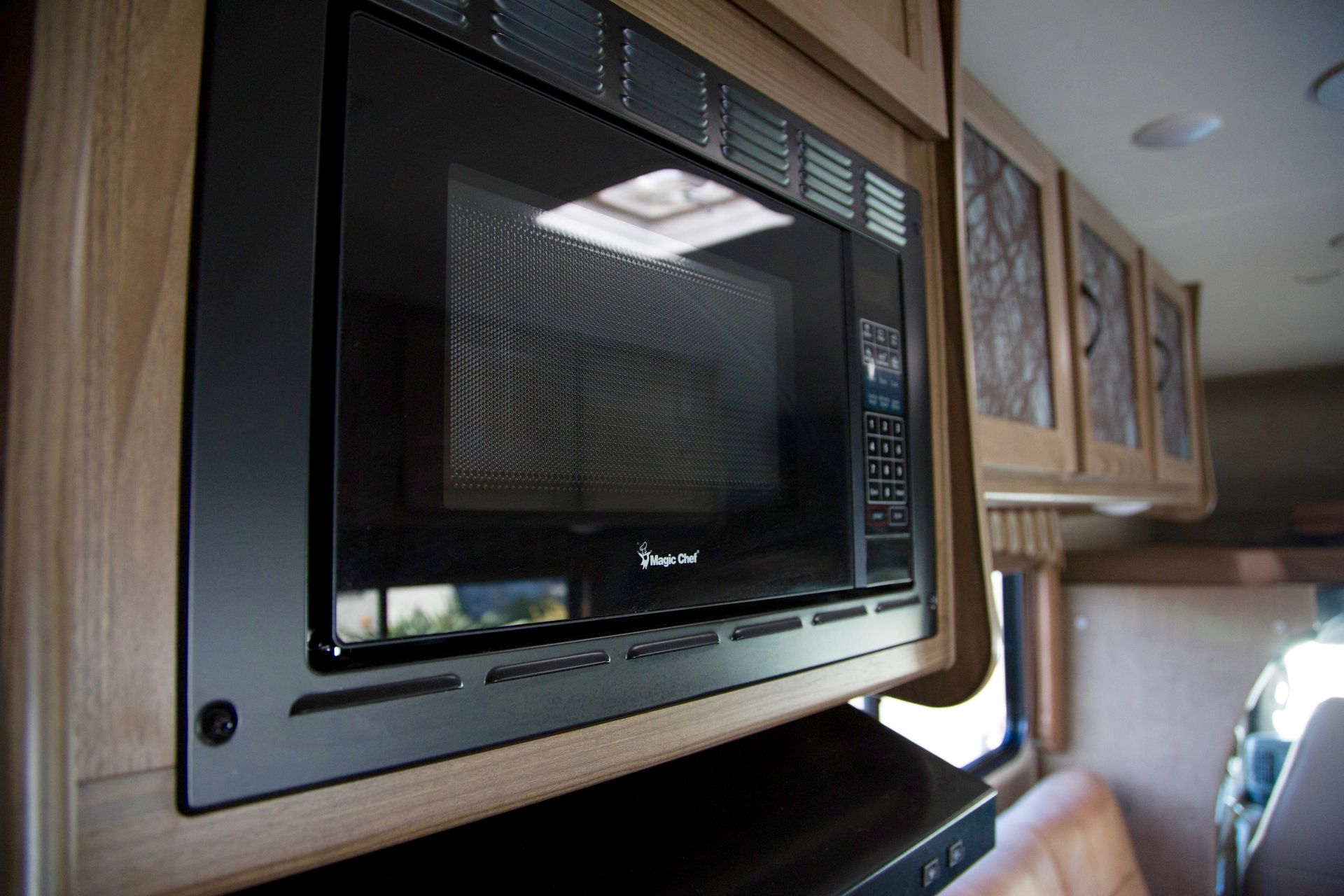 Photo 6 - 2017 Coachmen Class C Motorhome rental photo 8