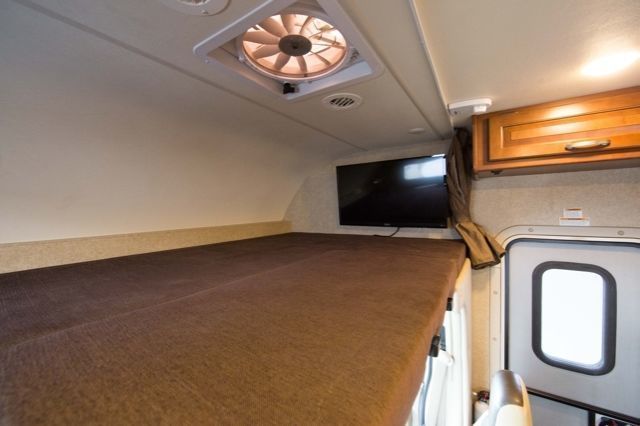 Photo 4 - 2016 Thor Class C Motorhome rental photo 6