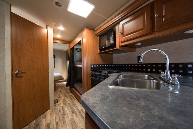 Photo 15 - 2017 Winnebago Class A Motorhome rental photo 17