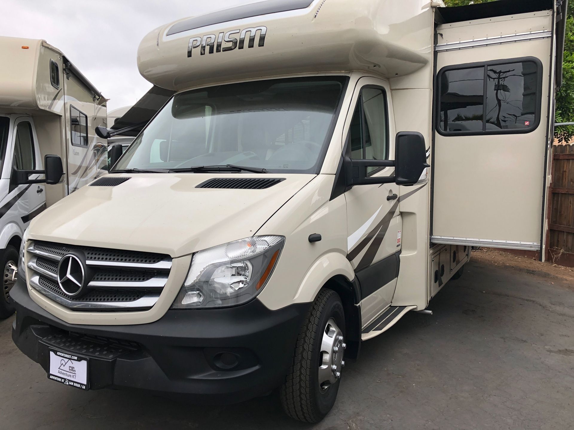 Photo 16 - 2018 Coachmen Class C Motorhome rental photo 18