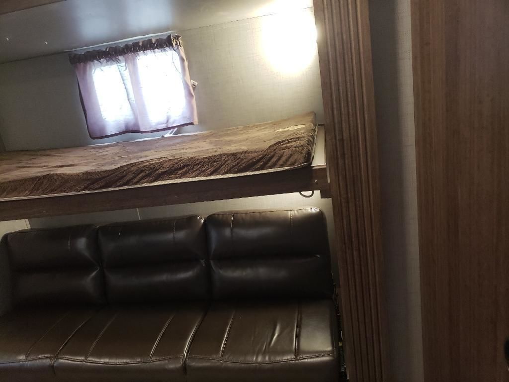 Photo 3 - 2019 Crossroads Rv Travel Trailer rental photo 5