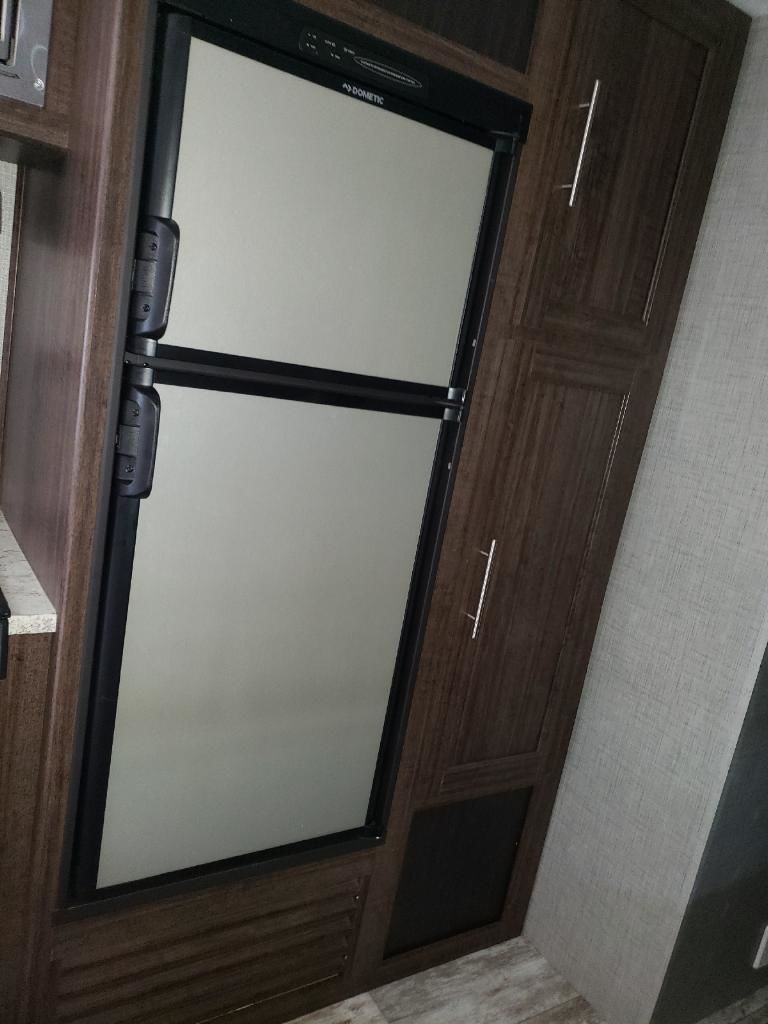 Photo 10 - 2019 Crossroads Rv Travel Trailer rental photo 12