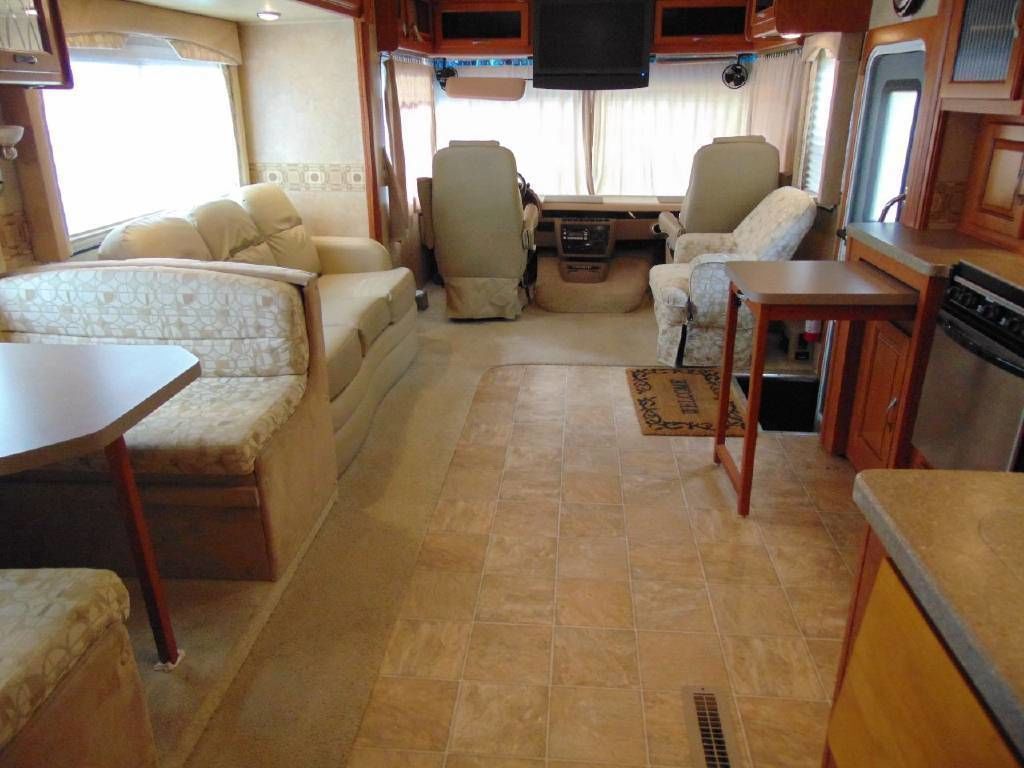 Photo 4 - 2009 Forest River Class A Motorhome rental photo 6
