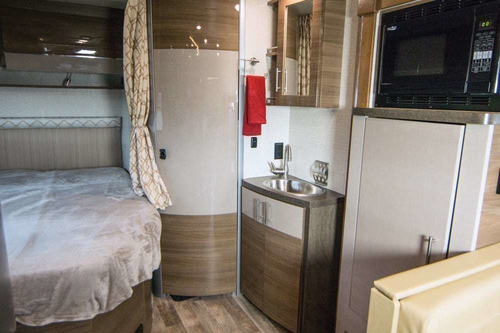 Photo 10 - 2017 Winnebago Class C Motorhome rental photo 12