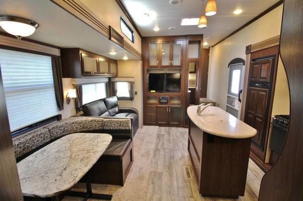 Photo 6 - 2017 HEART LAND Fifth Wheel rental photo 8