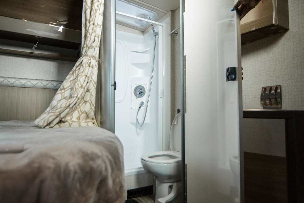 Photo 3 - 2019 Winnebago Class C Motorhome rental photo 5