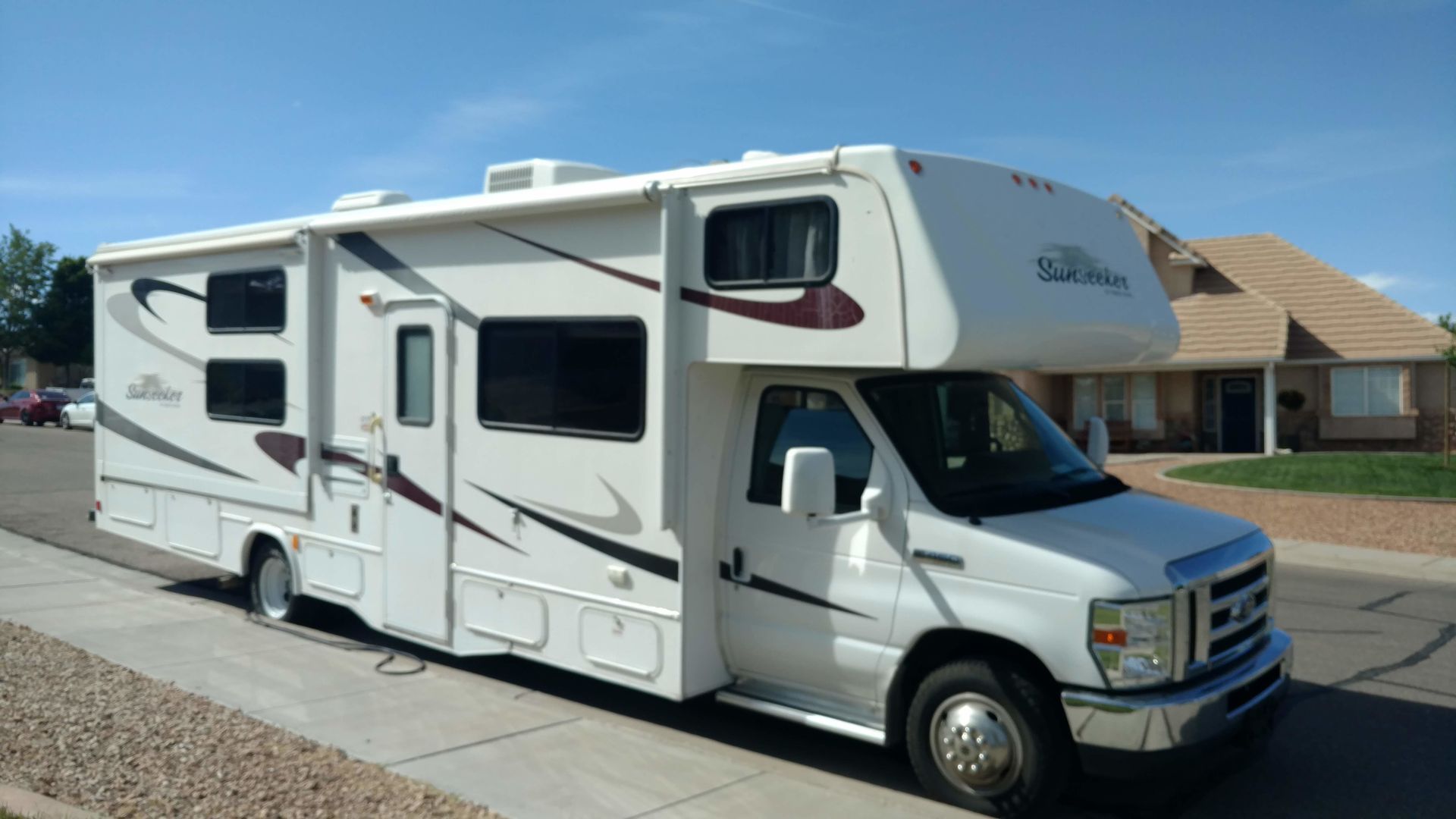 Photo 6 - 2011 Forest River Class C Motorhome rental photo 8
