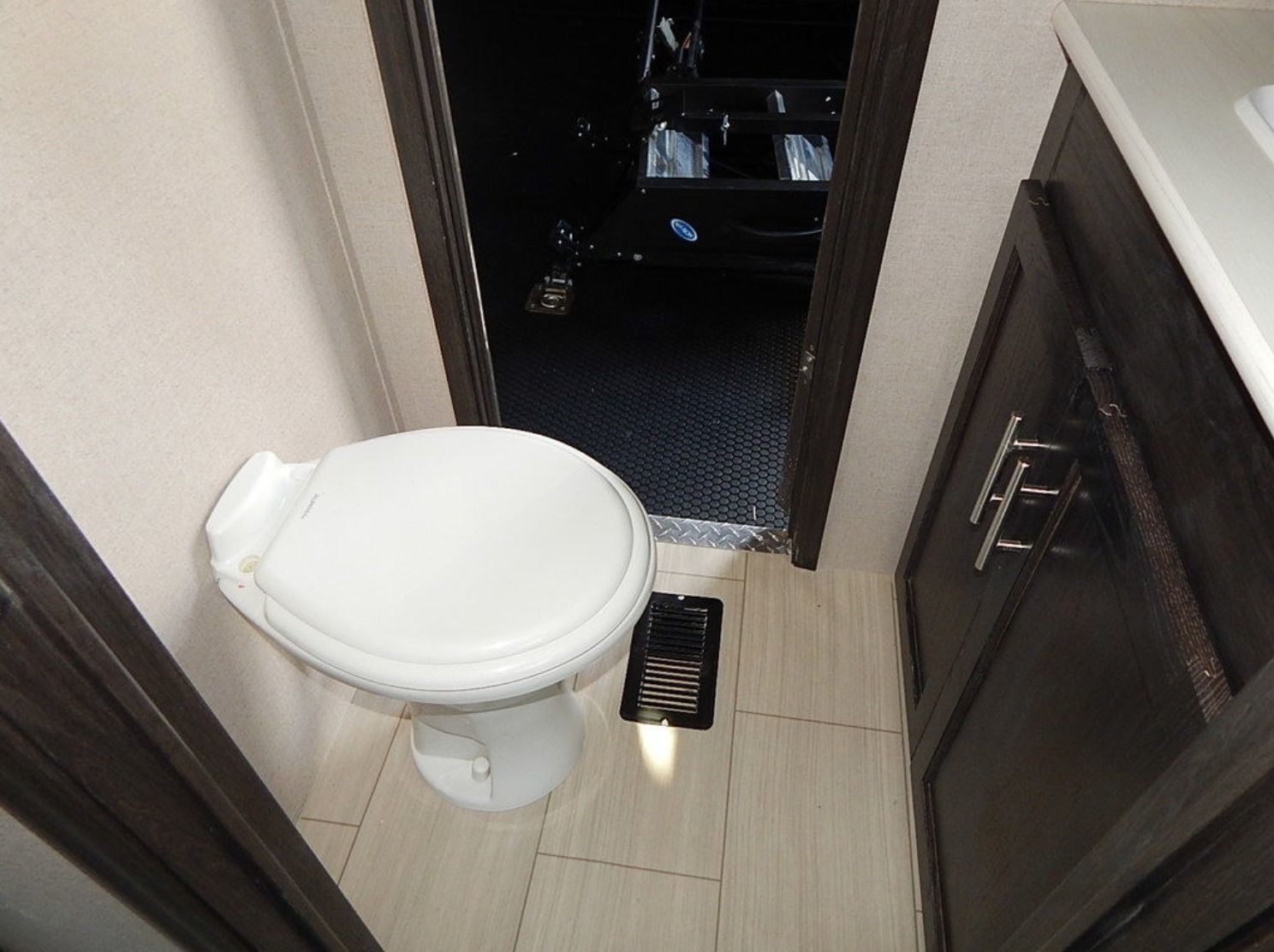 Photo 5 - 2019 Forest River Travel Trailer rental photo 7