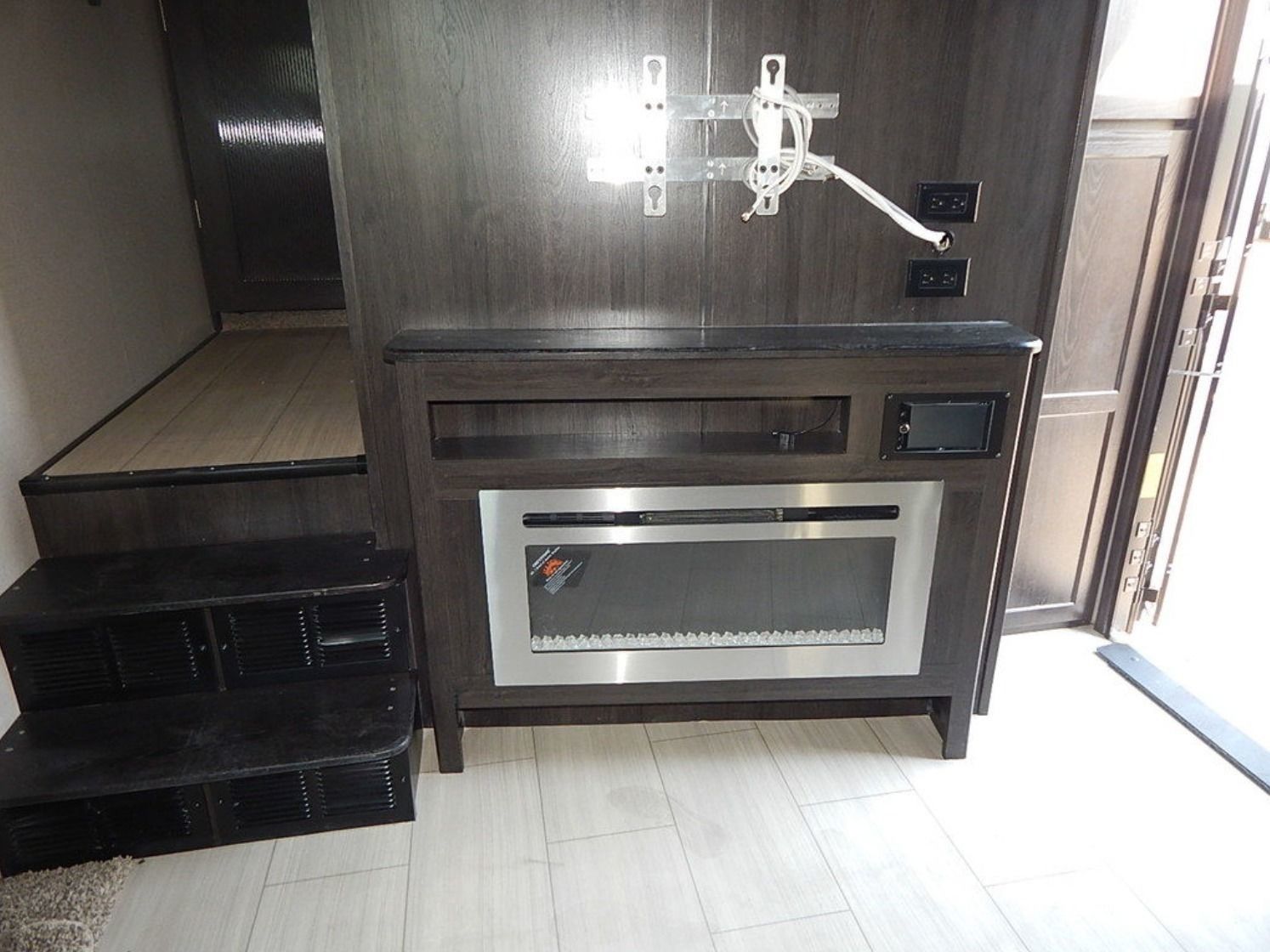 Photo 7 - 2019 Forest River Travel Trailer rental photo 9