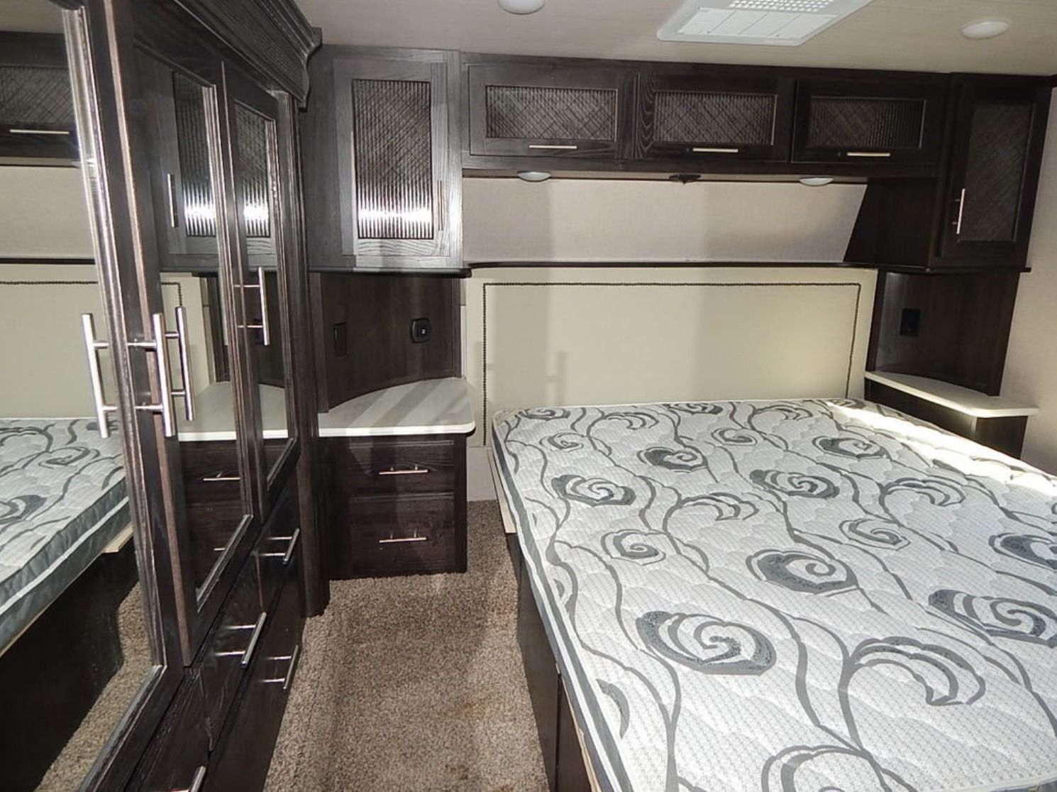 Photo 9 - 2019 Forest River Travel Trailer rental photo 11