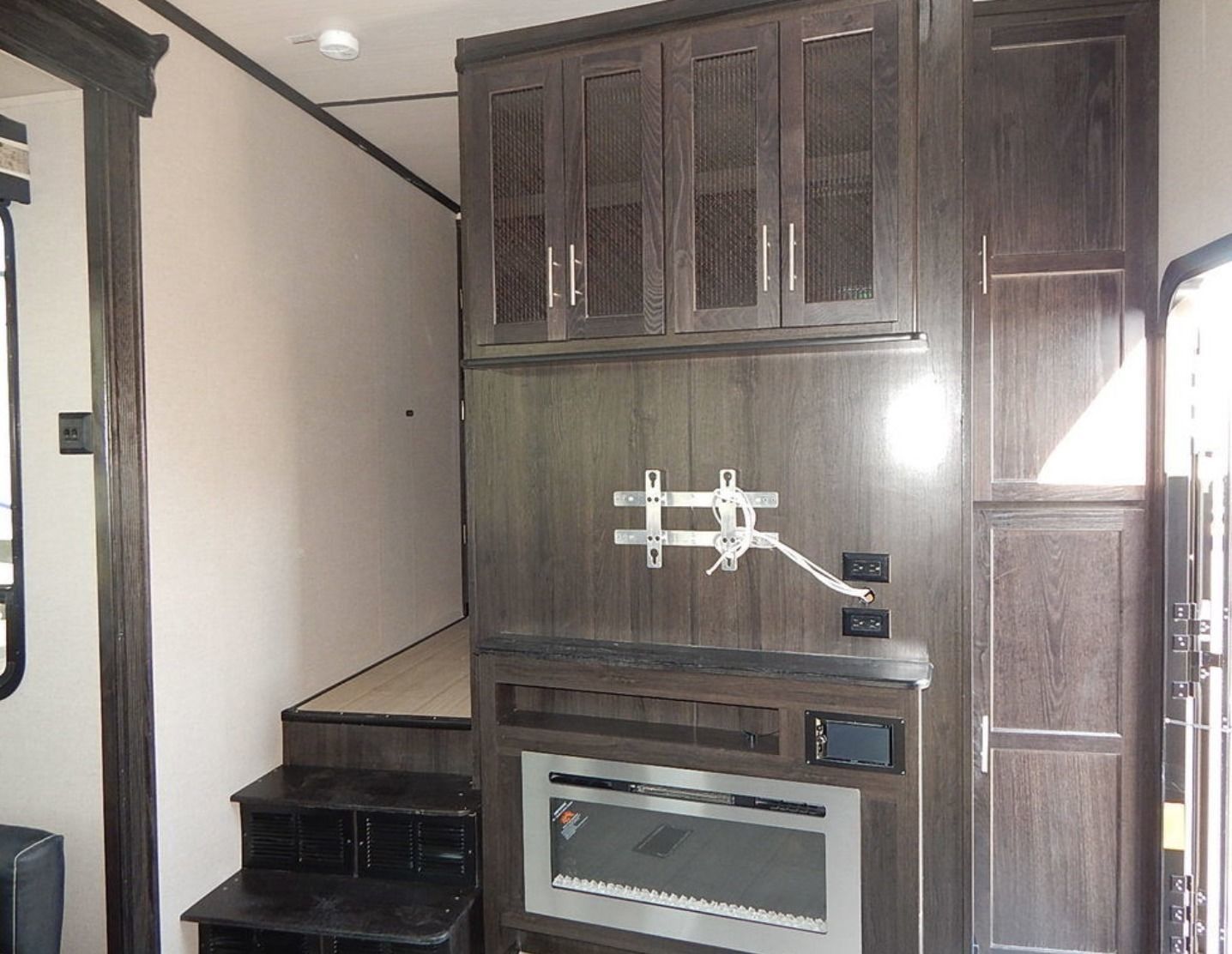 Photo 10 - 2019 Forest River Travel Trailer rental photo 12