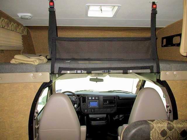 Photo 14 - 2014 Coachmen Class C Motorhome rental photo 16