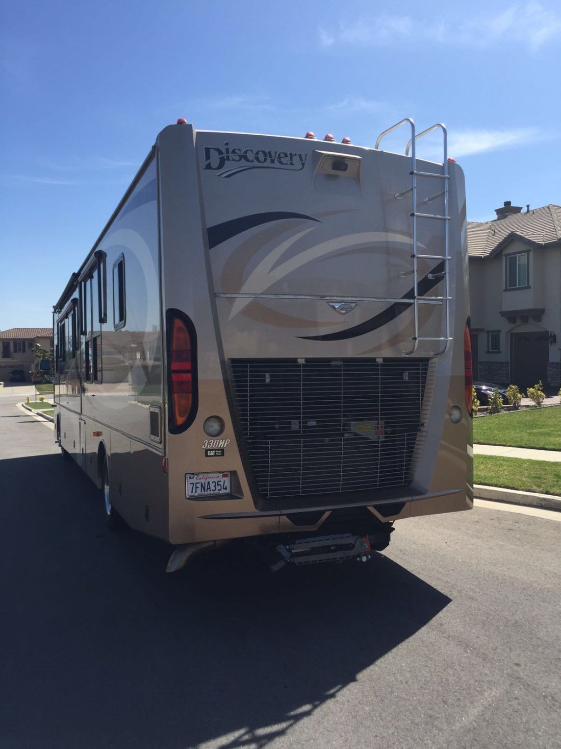 Photo 14 - 2007 Fleetwood Class A Motorhome rental photo 16