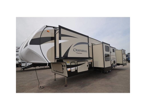 2017 Coachmen Chaparral "Overbey" 41.9' Fifth Wheel for rent in Beaumont, CA