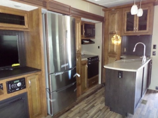 2017 Coachmen Chaparral "Overbey" 41.9' Fifth Wheel for rent in Beaumont, CA