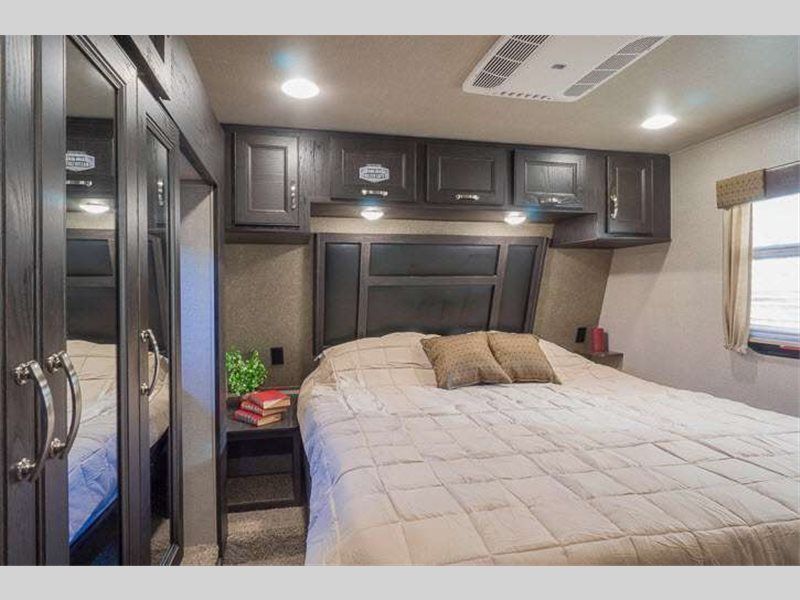 Photo 2 - 2016 Forest River Fifth Wheel rental photo 4
