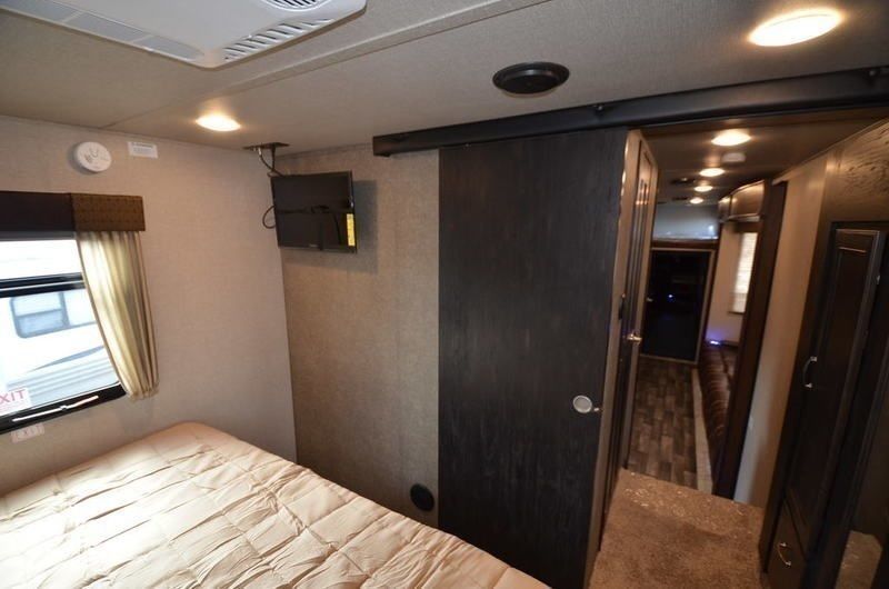 Photo 7 - 2016 Forest River Fifth Wheel rental photo 9