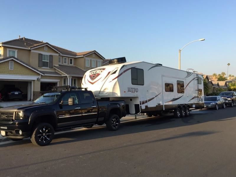 Photo 9 - 2013 Forest River Fifth Wheel rental photo 11