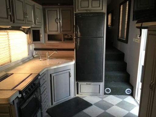 2007 Weekend Warrior Weekend Warrior 44' Fifth Wheel for rent in Beaumont, CA
