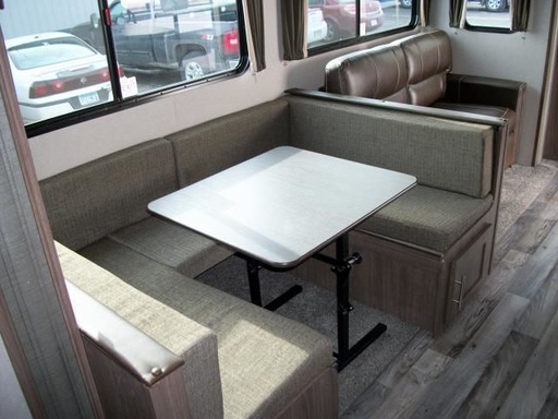 2019 Keystone Hideout 38FQTS Fifth Wheel for rent in Beaumont, CA