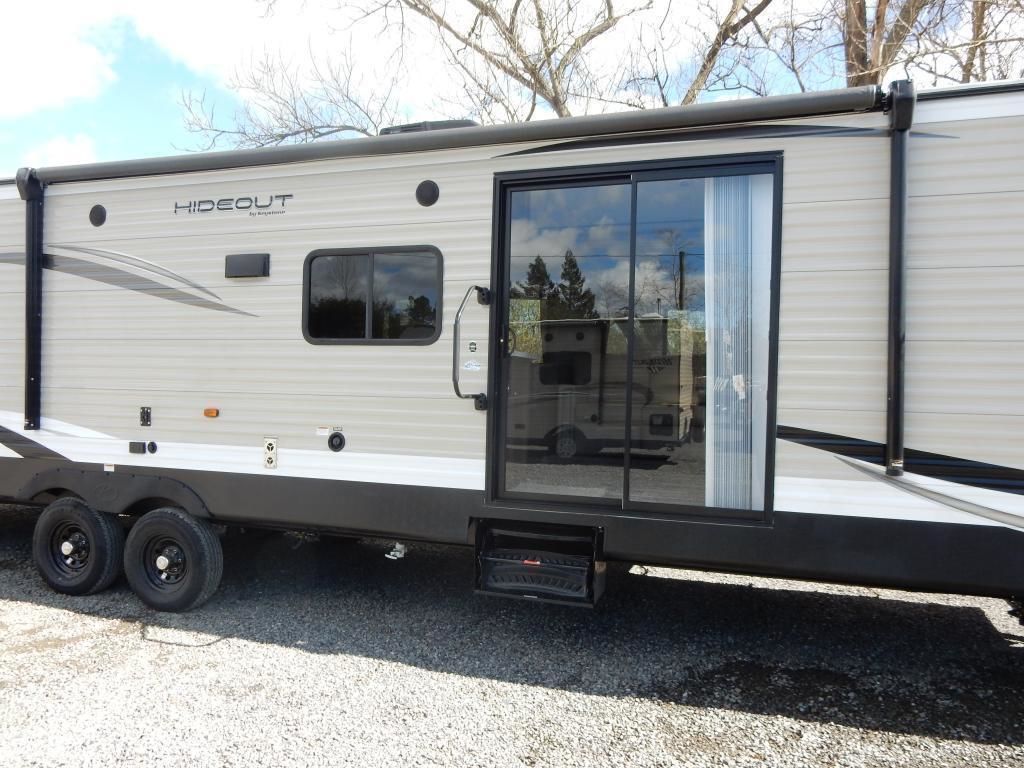 Photo 5 - 2019 Keystone Fifth Wheel rental photo 7