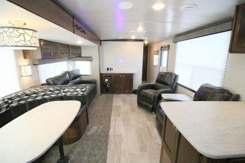 Photo 3 - 2018 Heartland Travel Trailer rental photo 5