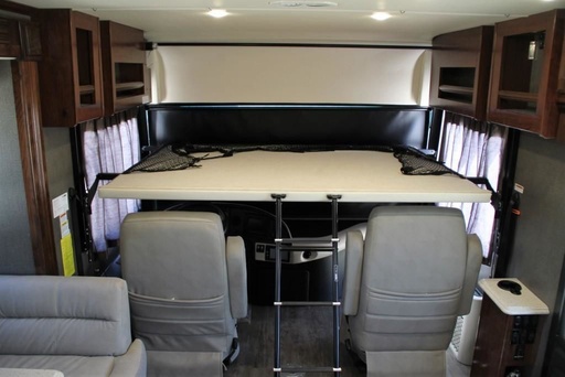 2018 Fleetwood Fleetwood Pace Arrow 34' Diesel Class A Motorhome for rent in Lake Dallas, TX